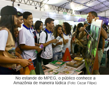 No estande do MPEG, o público conhece a Amazônia de maneira lúdica